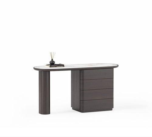 Arel Dresser