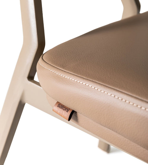 Yoka Chair